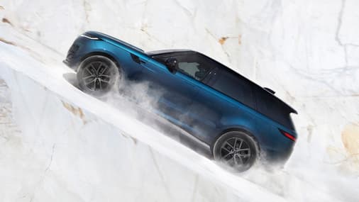 Range Rover Sport in pendenza